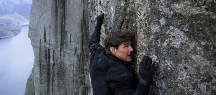 Tom Cruise trying to brainwash us